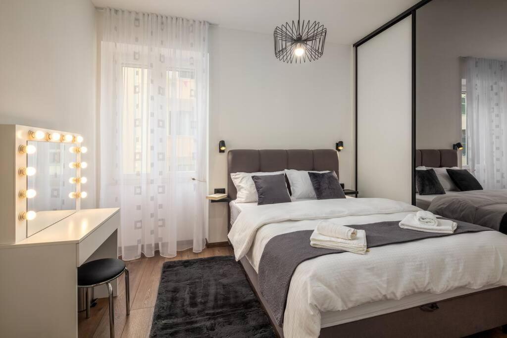 Apartman Drago 4* - 2 Minutes From The Town Centre Сплит Экстерьер фото