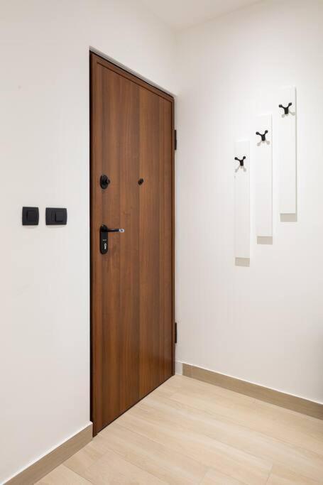 Apartman Drago 4* - 2 Minutes From The Town Centre Сплит Экстерьер фото
